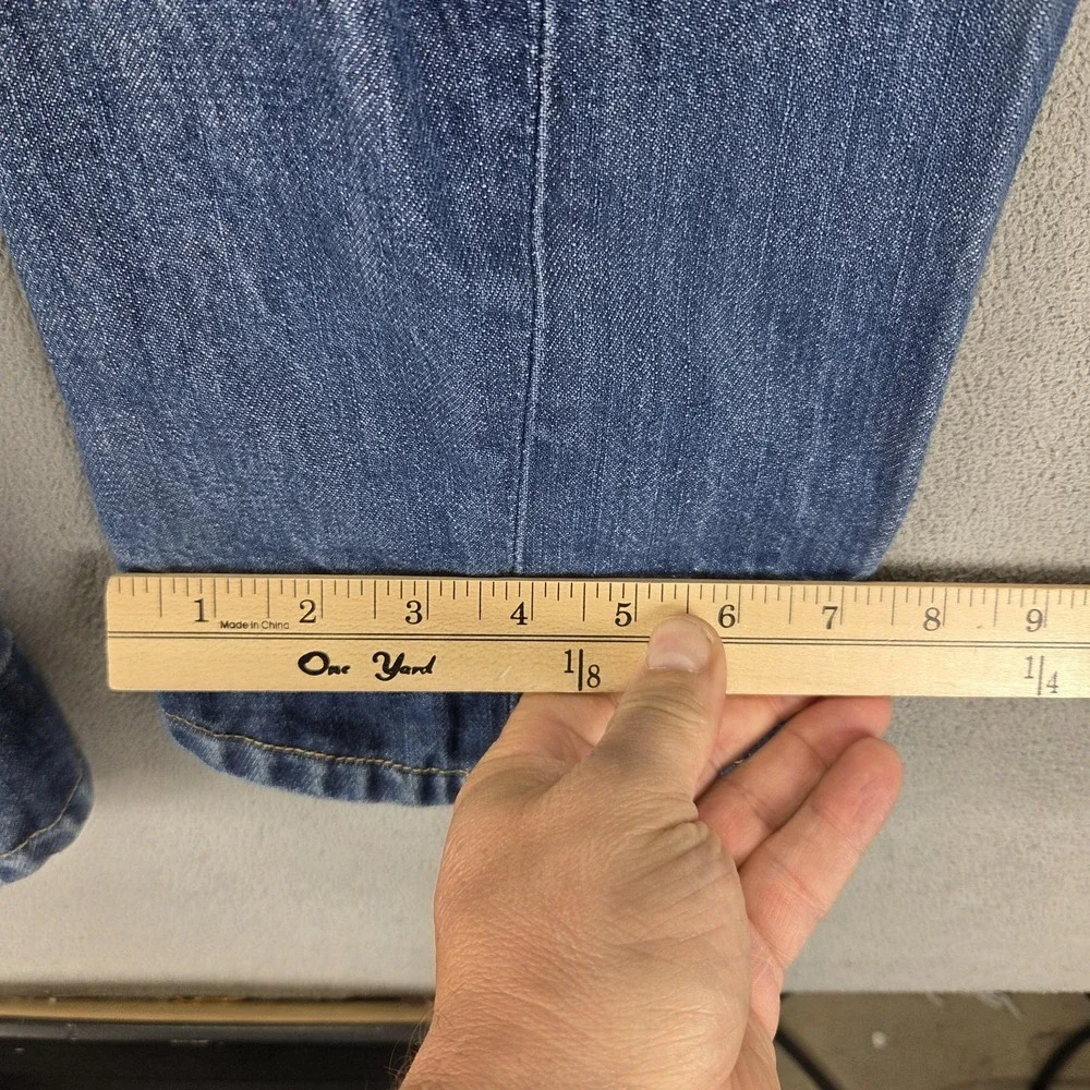 Levis 11869 important